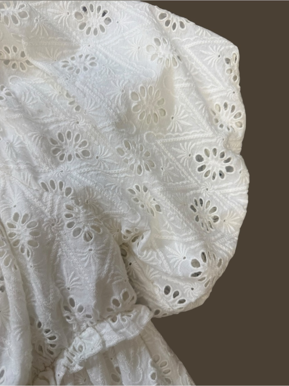 Pilcro Puff Sleeve Eyelet Romper Sz L NWT Babydoll Style - Picture 2 of 7